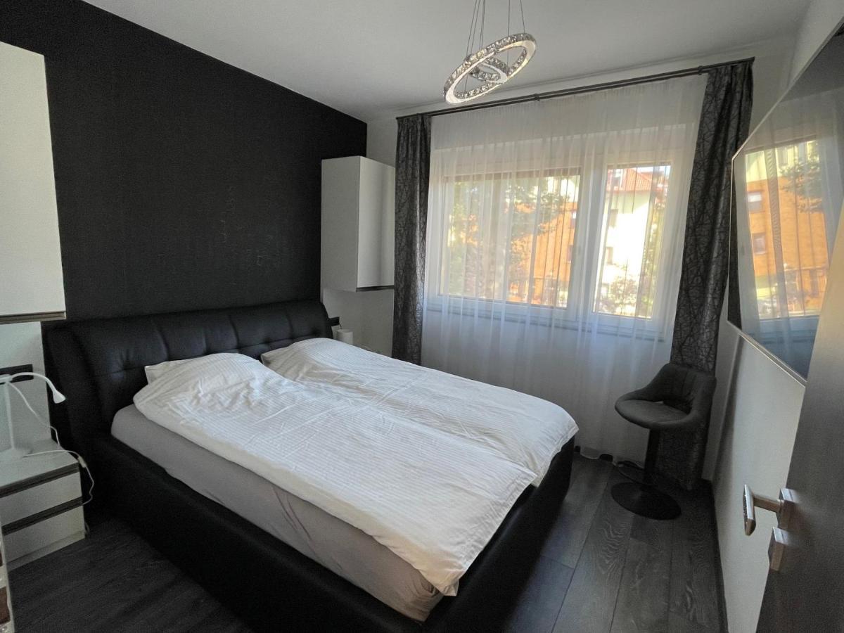 Republic5 Apartment Siófok Exteriör bild
