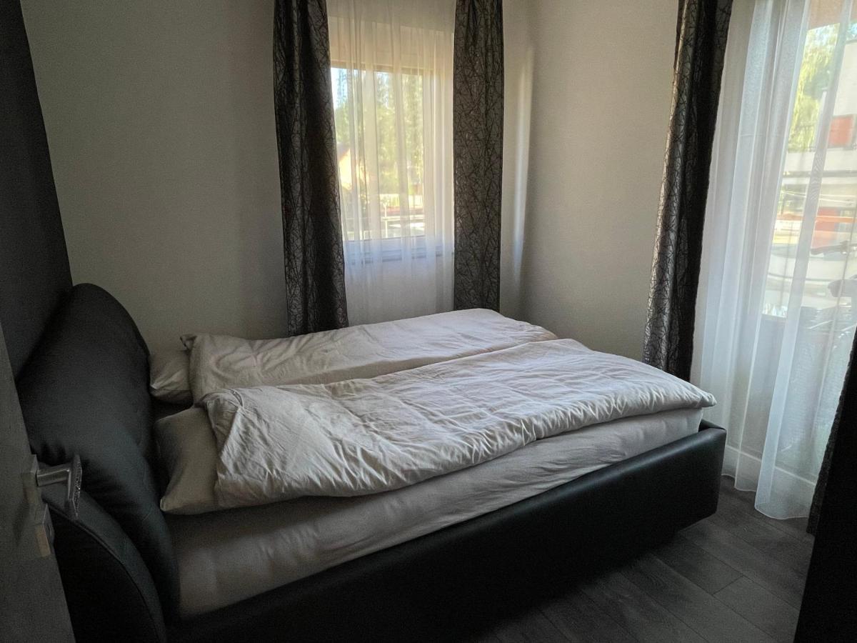 Republic5 Apartment Siófok Exteriör bild