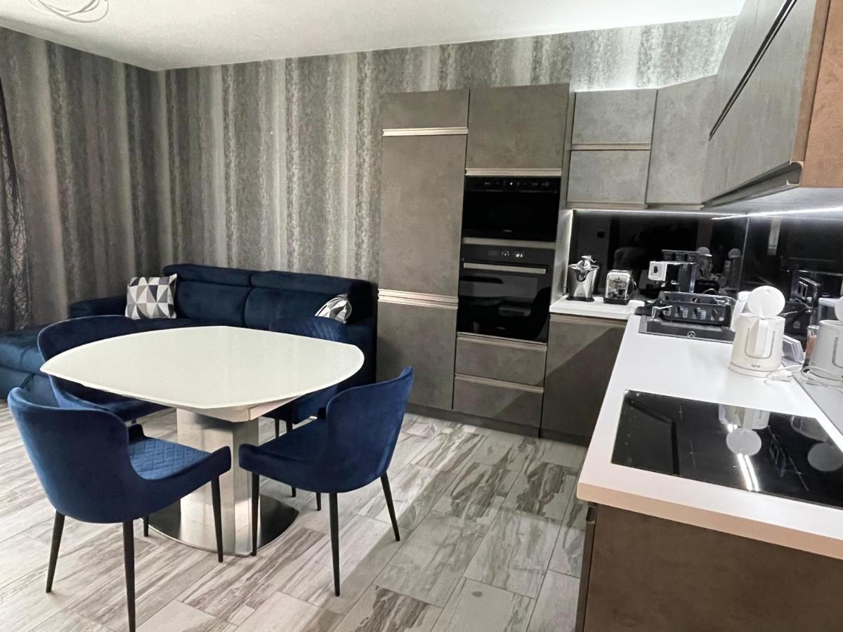 Republic5 Apartment Siófok Exteriör bild