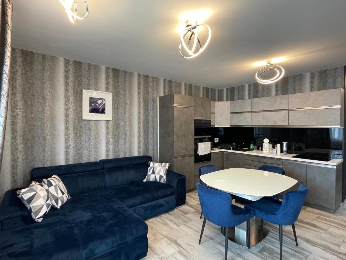 Republic5 Apartment Siófok Exteriör bild